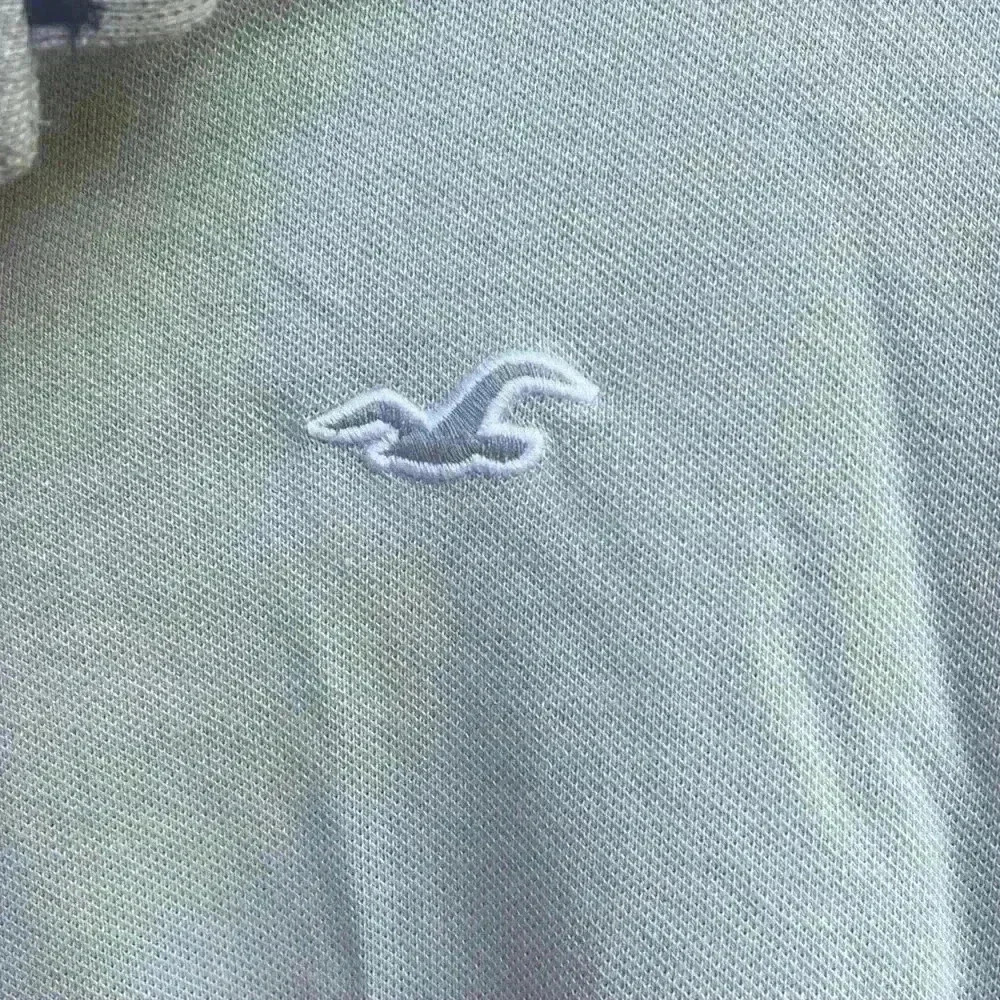 Hollister, Sage green men’s must have collection large polo shirt - Picture 3 of 4
